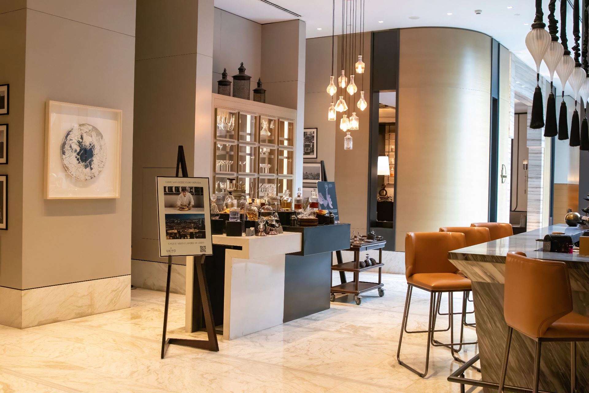 Age Back Co. Istanbul clinic lobby